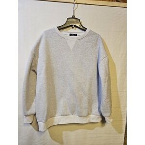 light grey crewneck sweatshirt women
